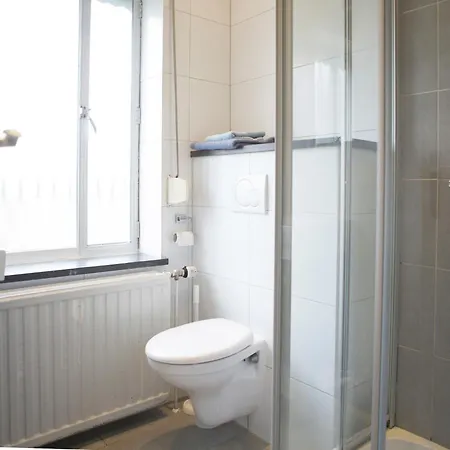 Villa Le Beau Souvenir, Noiseux, Cleaning Included Grande Eneille